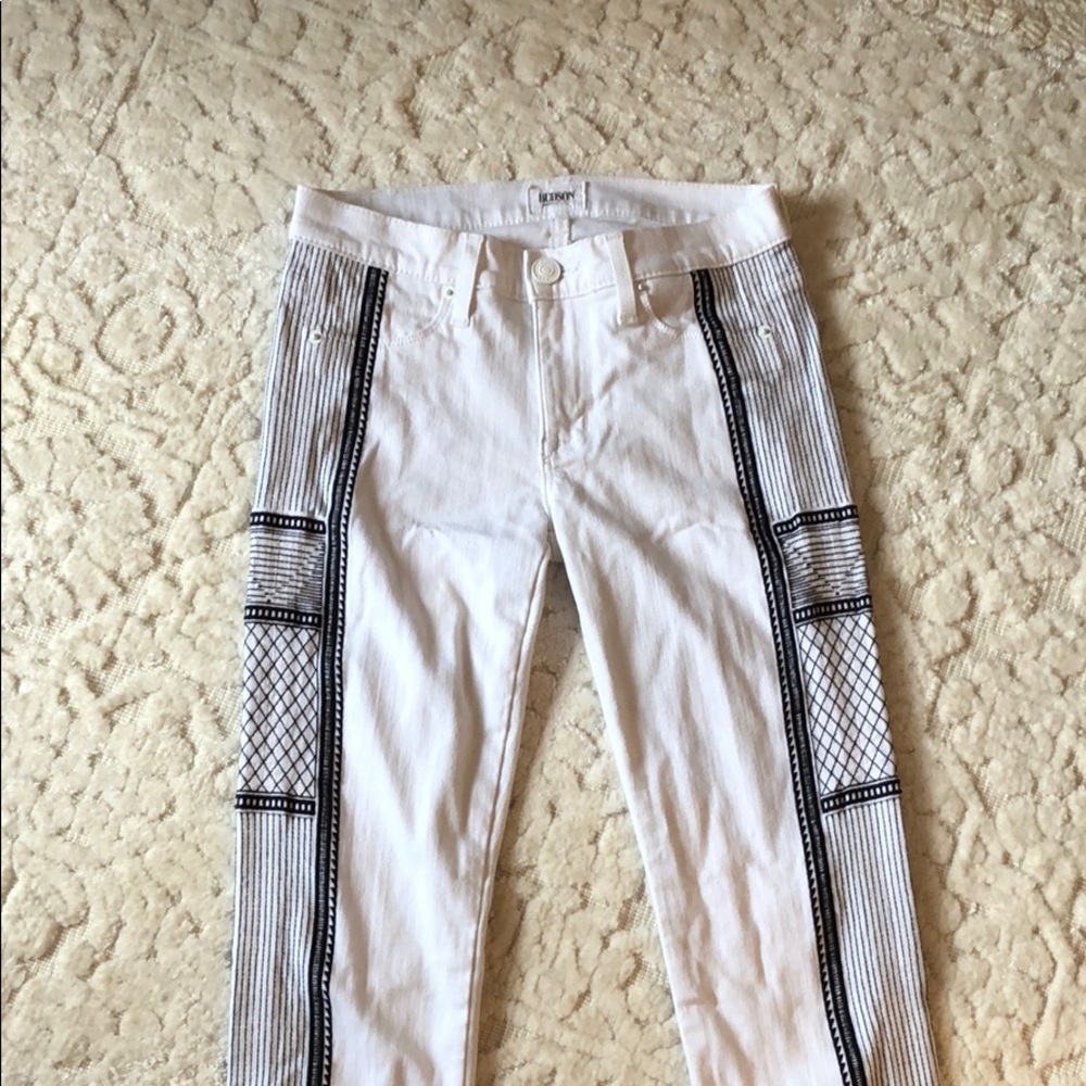 Hudson Size 25 white embroidered skinny jeans
